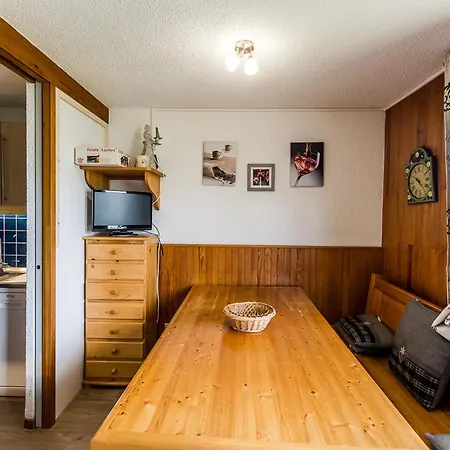 Cosy Renove Avec Balcon, Proche Pistes/commerces, A Montchavin La Plagne - Fr-1-329-3 Apartman *